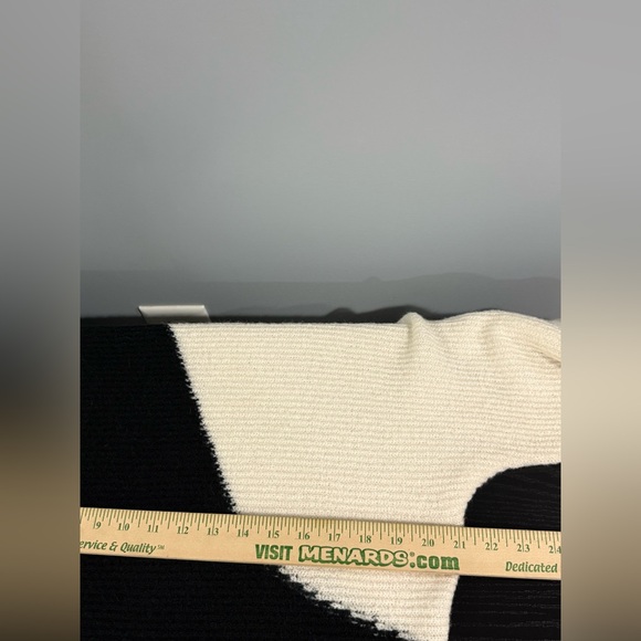 Blu Pepper Two-Tone Sweater in Black and Cream - Picture 12 of 12